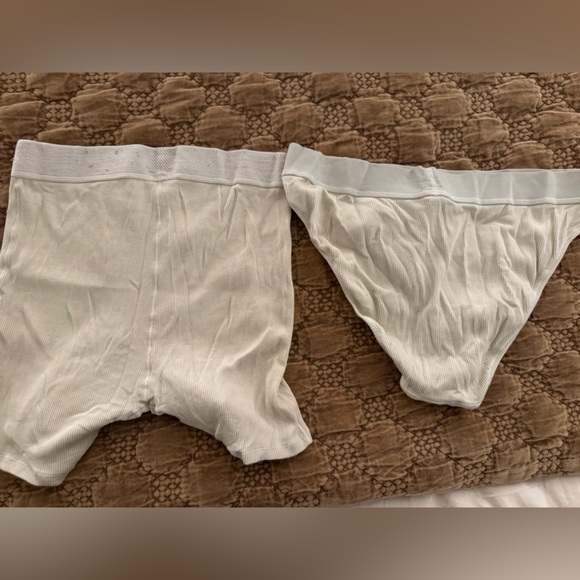 SKIMS White Intimates Set - Picture 10 of 10